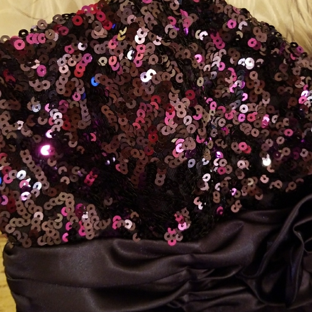 Sequined Strapless Dress - Picture 4 of 6